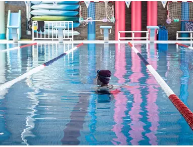 Piscina - palau de gel (2).webp